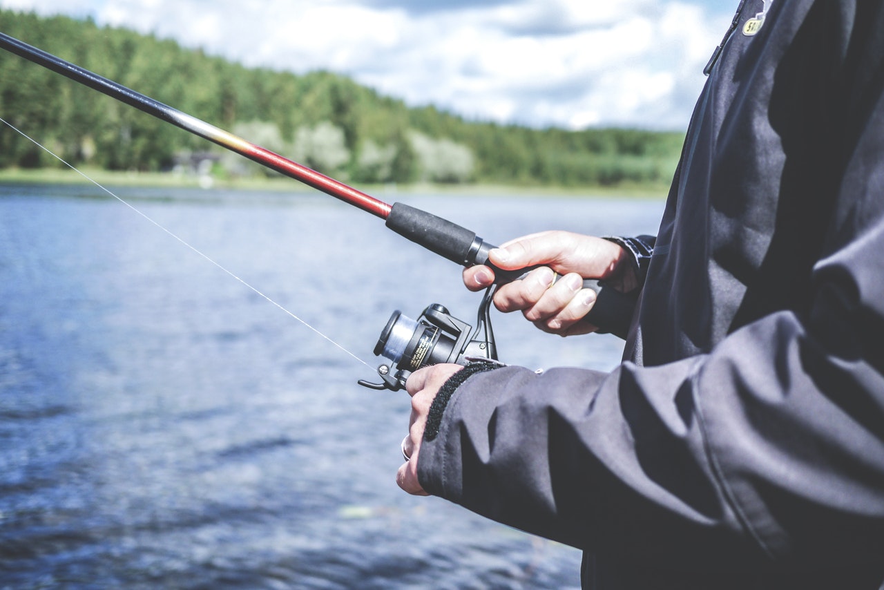 4 Features to Look for in a Pair of Polarized Fishing Glasses - Global  Vision